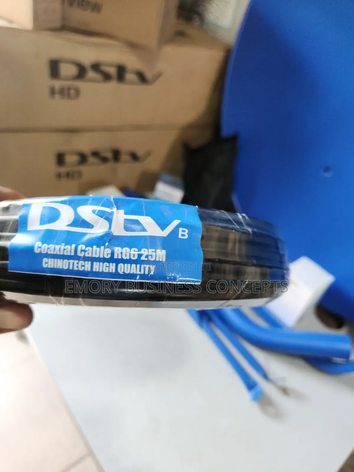DSTV Zapper Decorder (Free YANGA Sub) + Dish