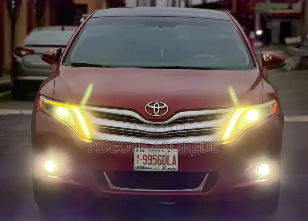 Toyota Venza Limited AWD V6 2013 Red