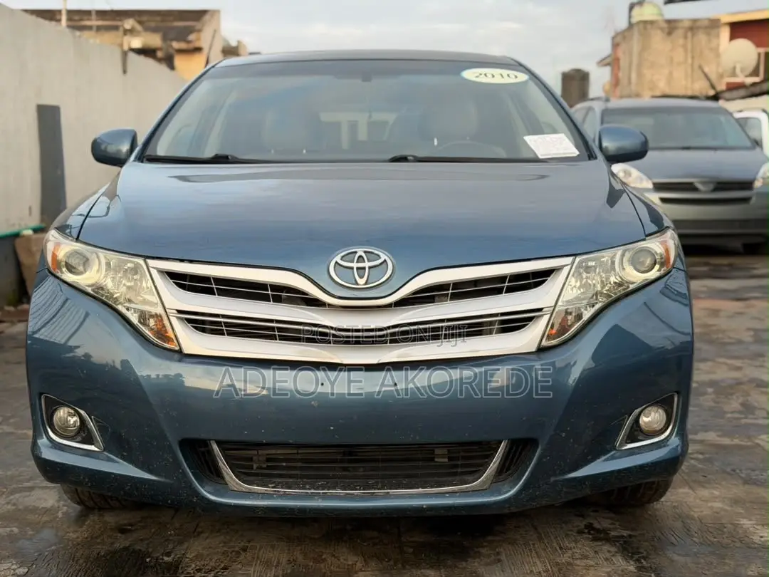 Toyota Venza V6 AWD 2011 Blue