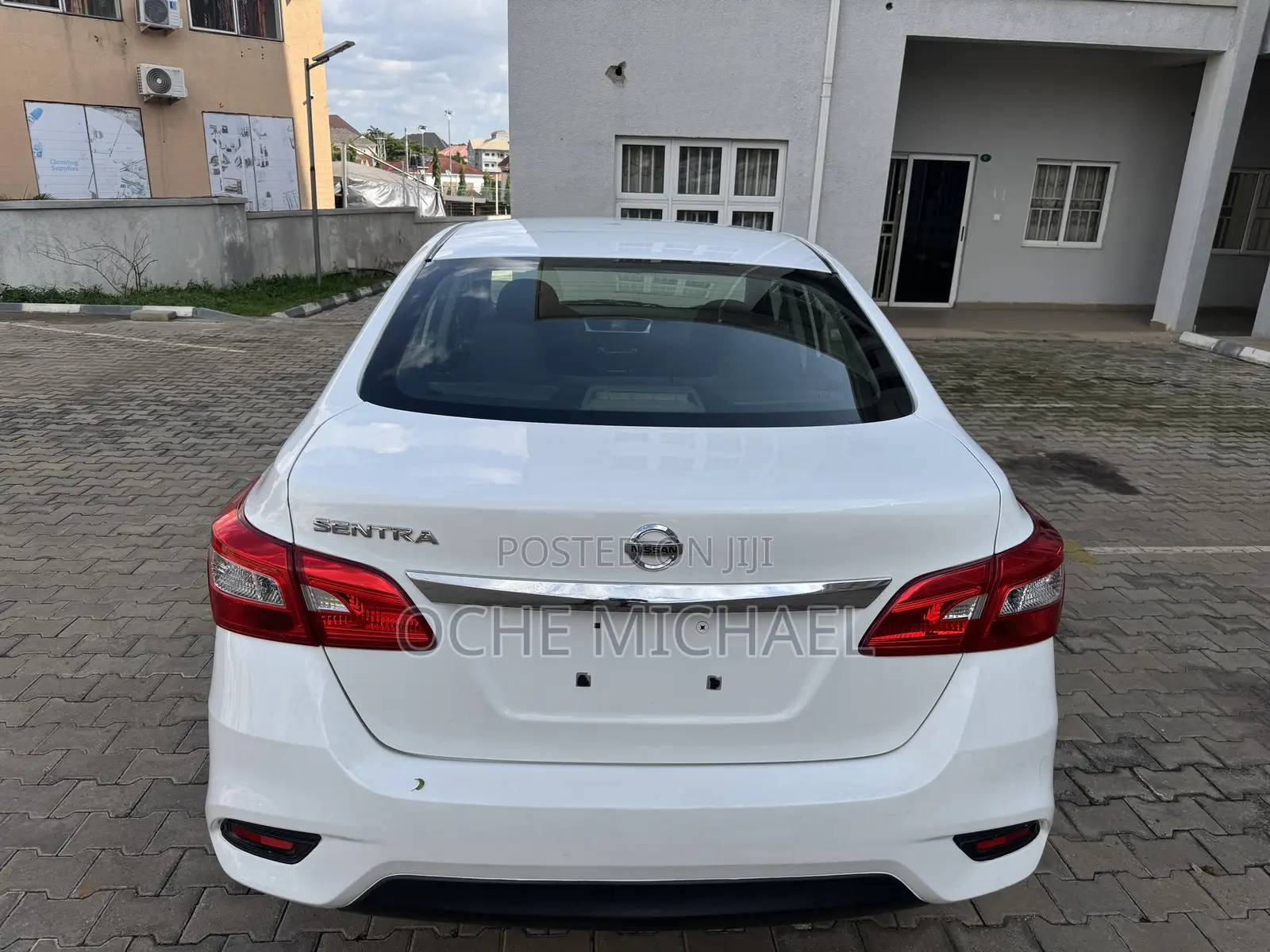Nissan Sentra S 2018 White