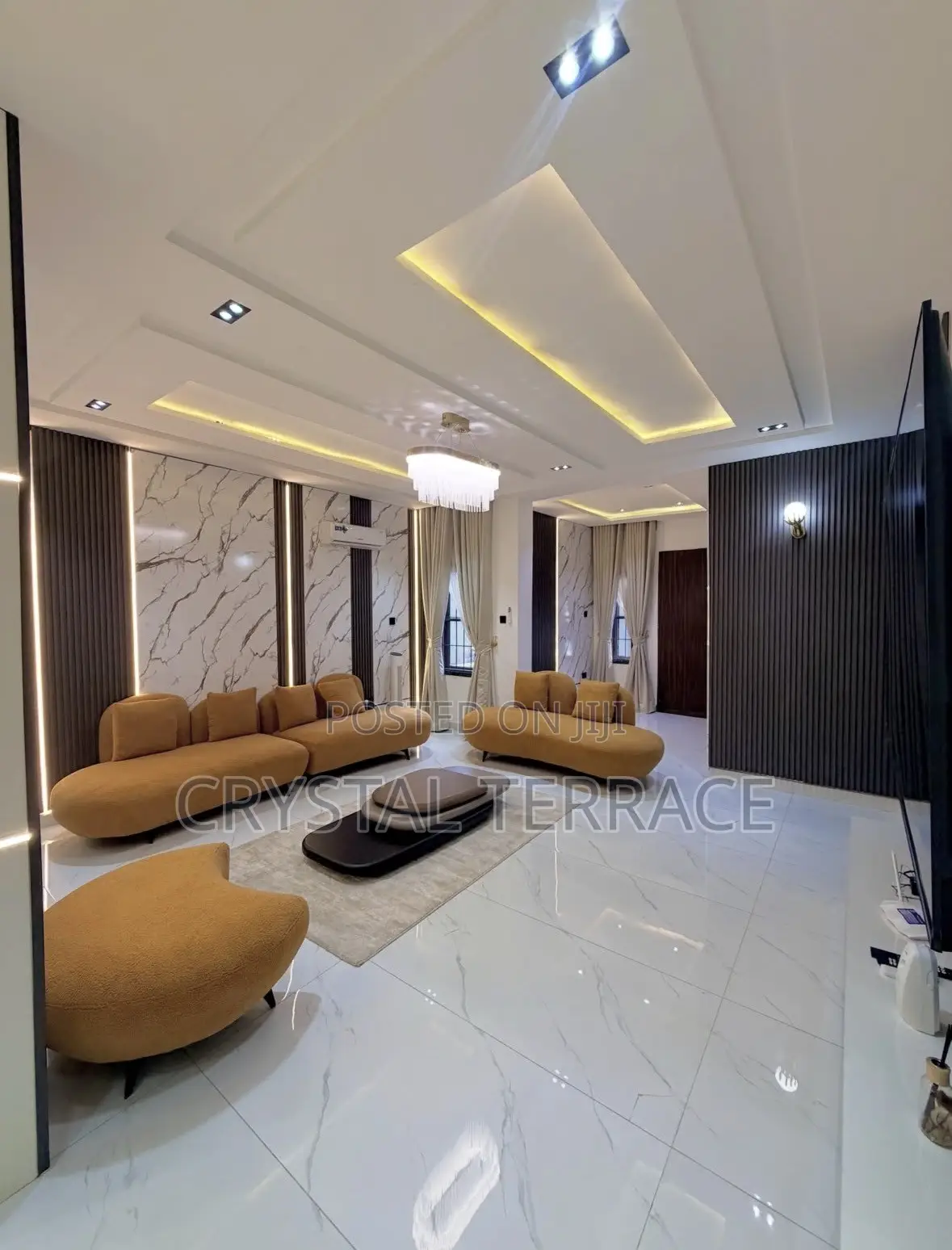 Luxirious 4 Bedroom Duplex Admiralty Way