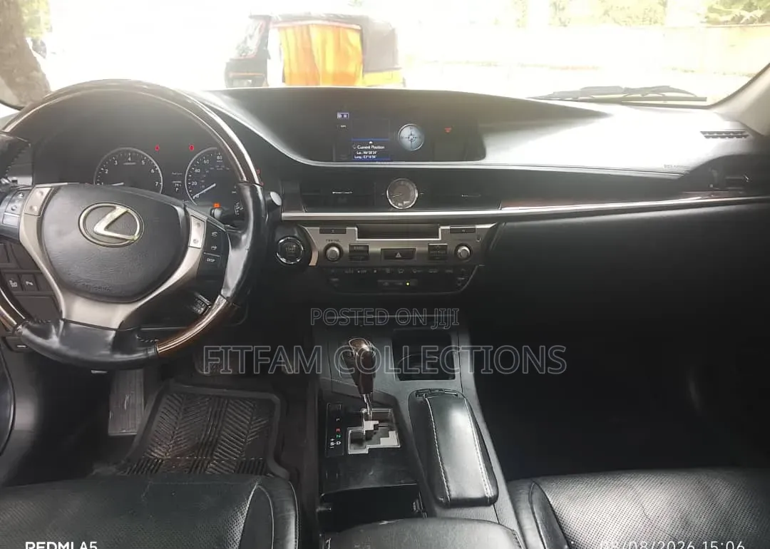 Lexus ES 2013 Black