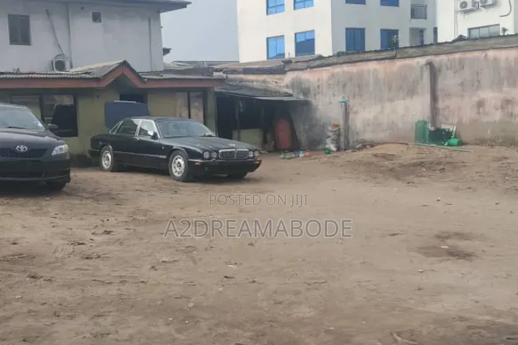 Exclusive Open Space Ideal for Commercial