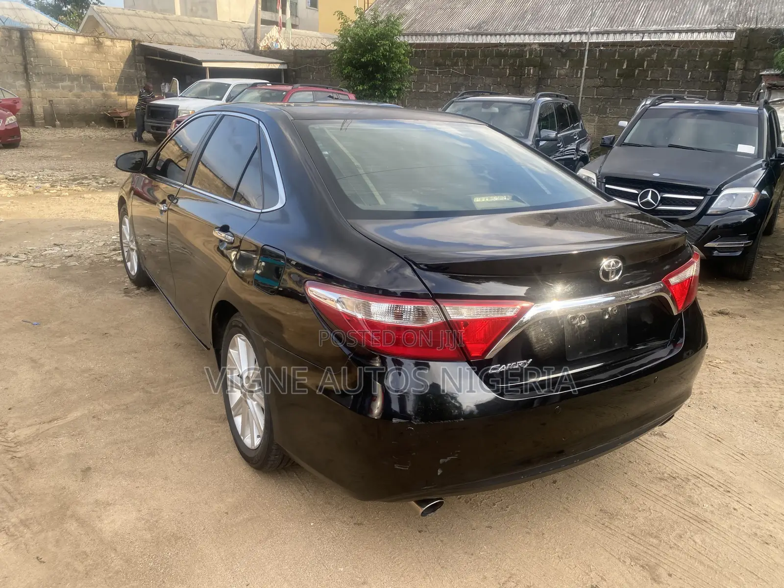Toyota Camry XLE 4dr Sedan (2.5L 4cyl 6A) 2016 Black