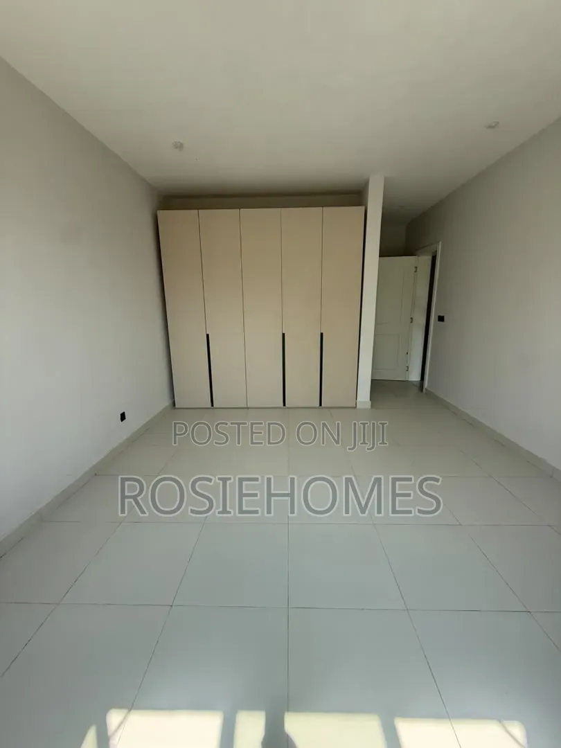 4bdrm Duplex in Ikoyi, Awolowo Road for rent
