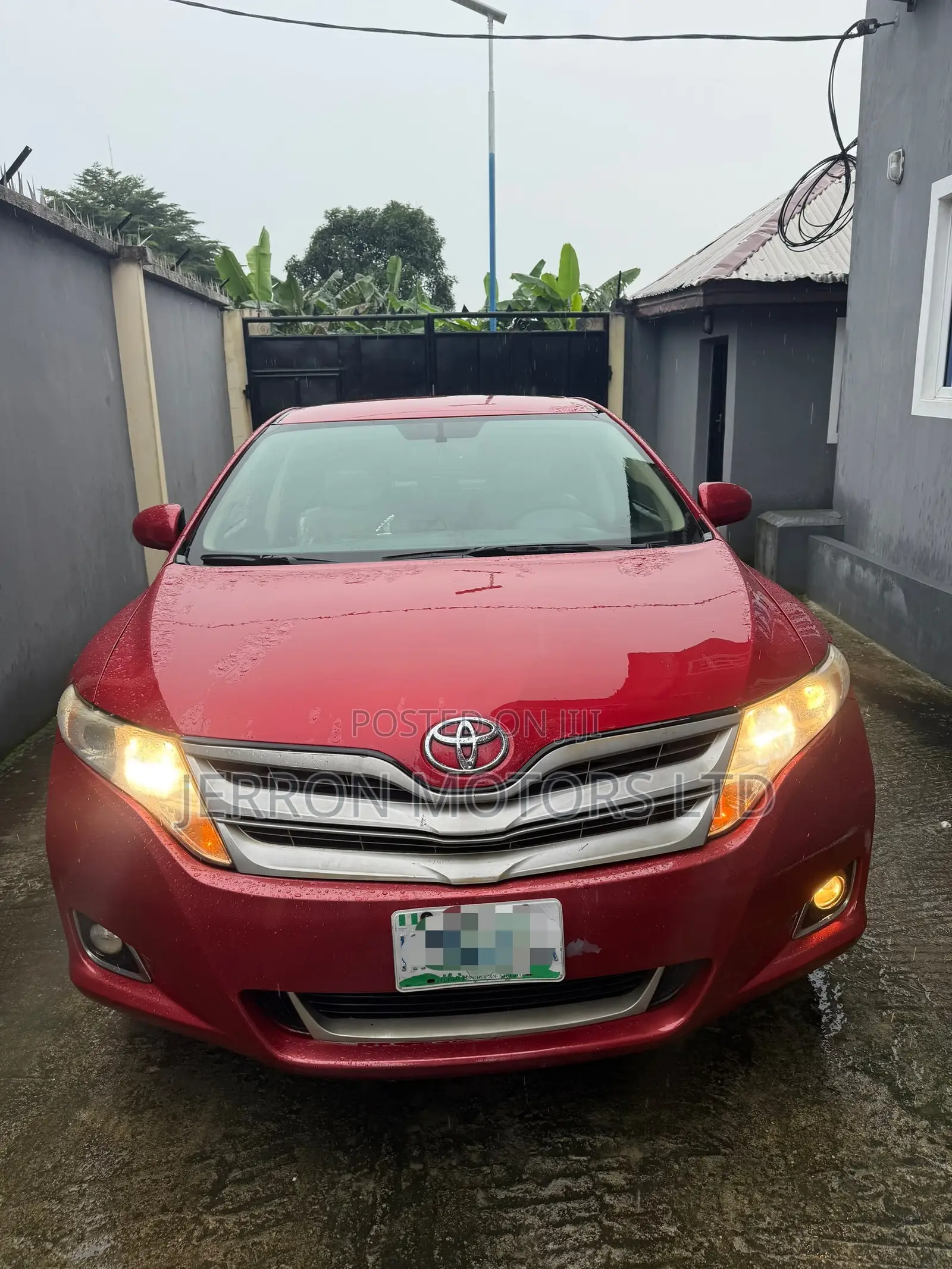 Toyota Venza AWD 2010 Red