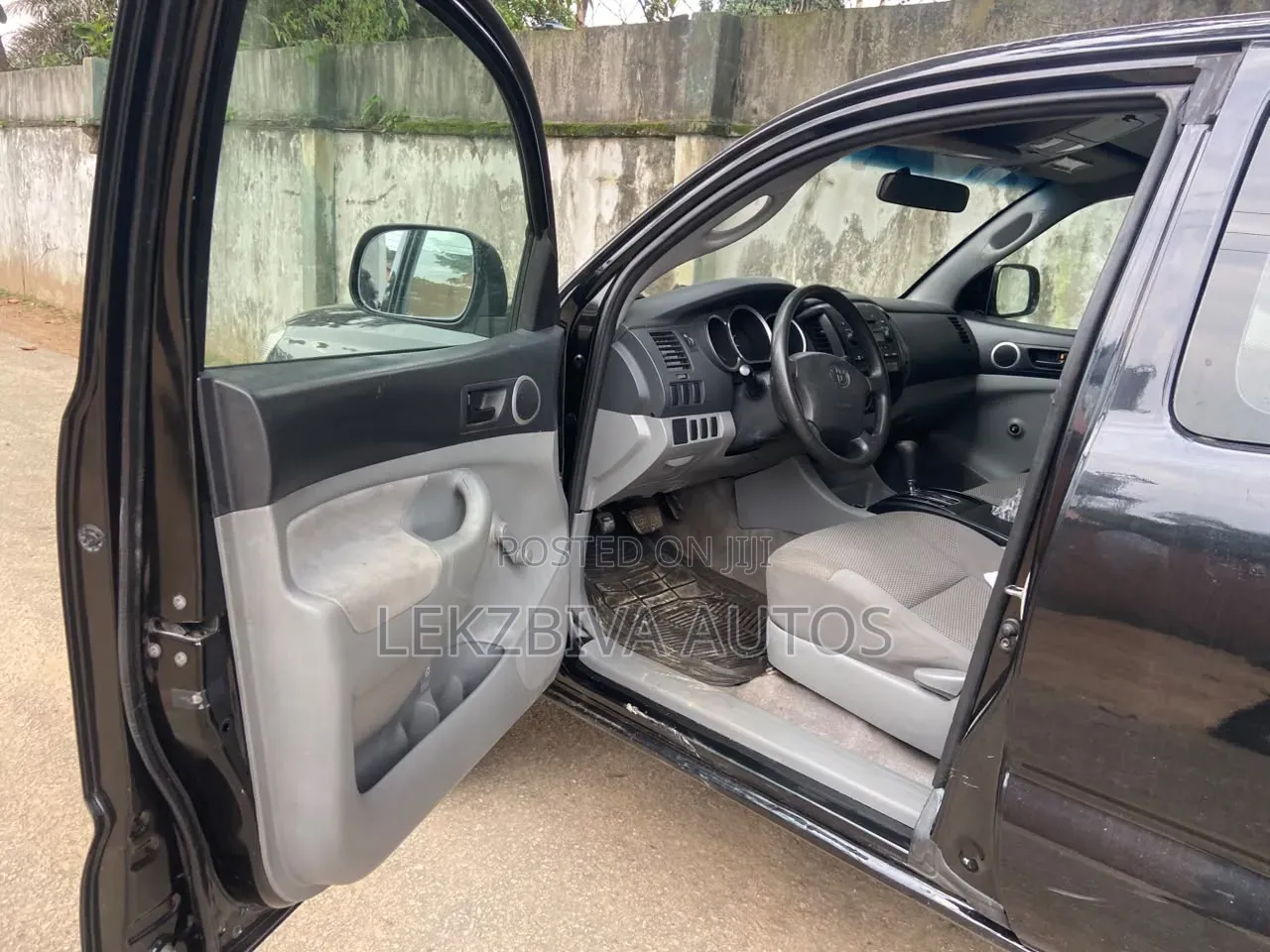 Toyota Tacoma 2005 Black