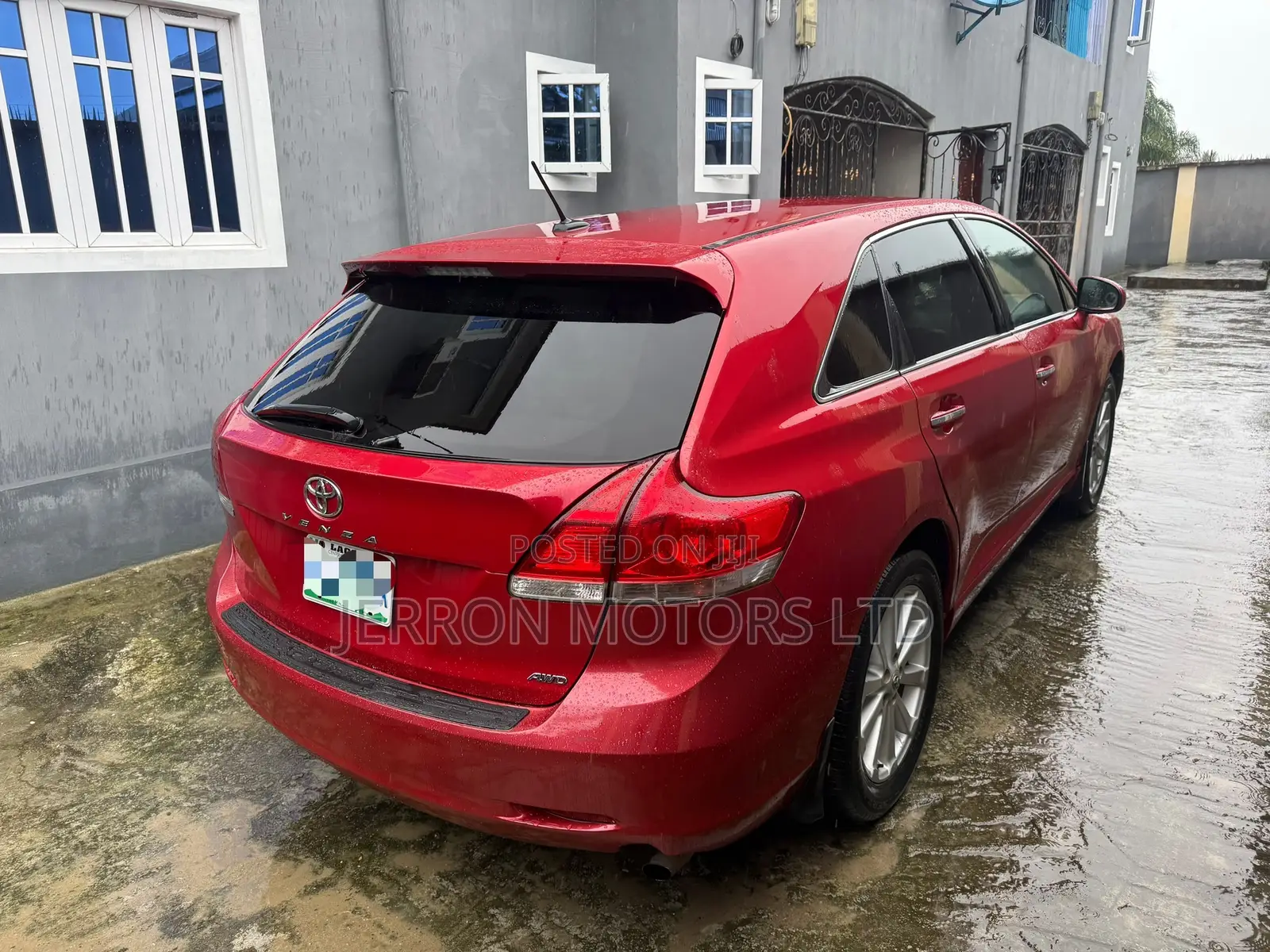 Toyota Venza AWD 2010 Red