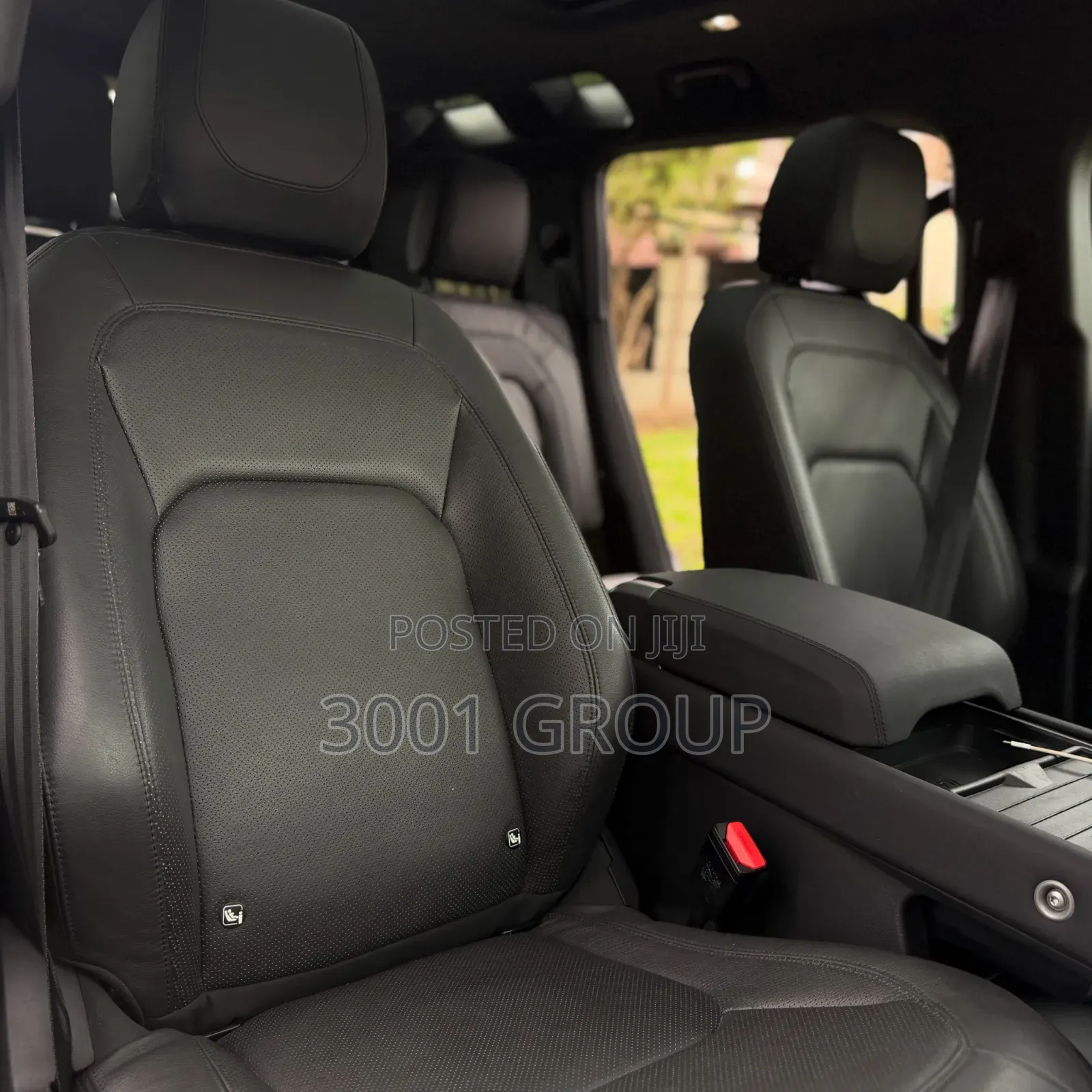 Land Rover Defender 2023 Black