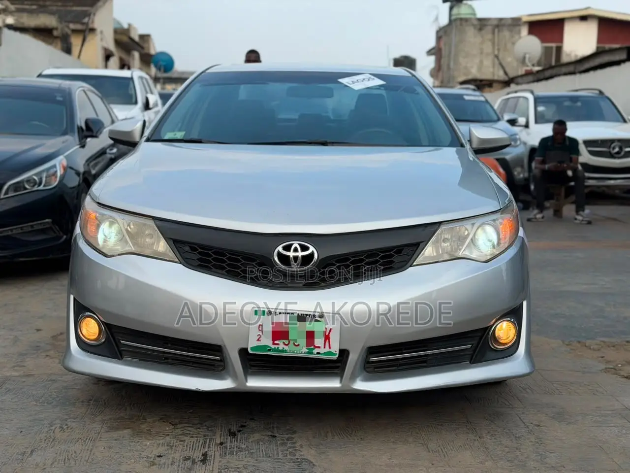 Toyota Camry SE 4dr Sedan (2.5L 4cyl 6A) 2013 Silver