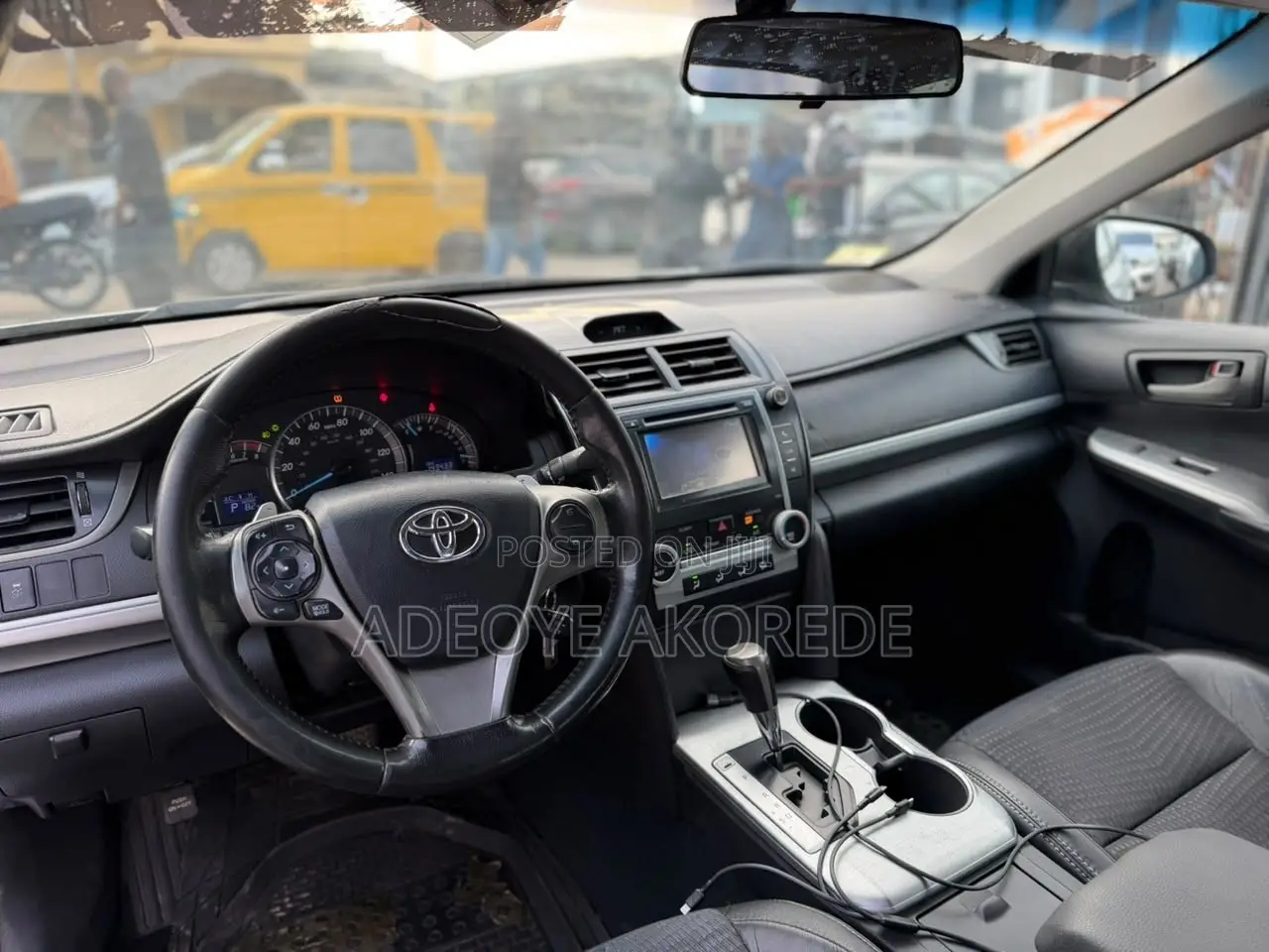 Toyota Camry SE 4dr Sedan (2.5L 4cyl 6A) 2013 Silver