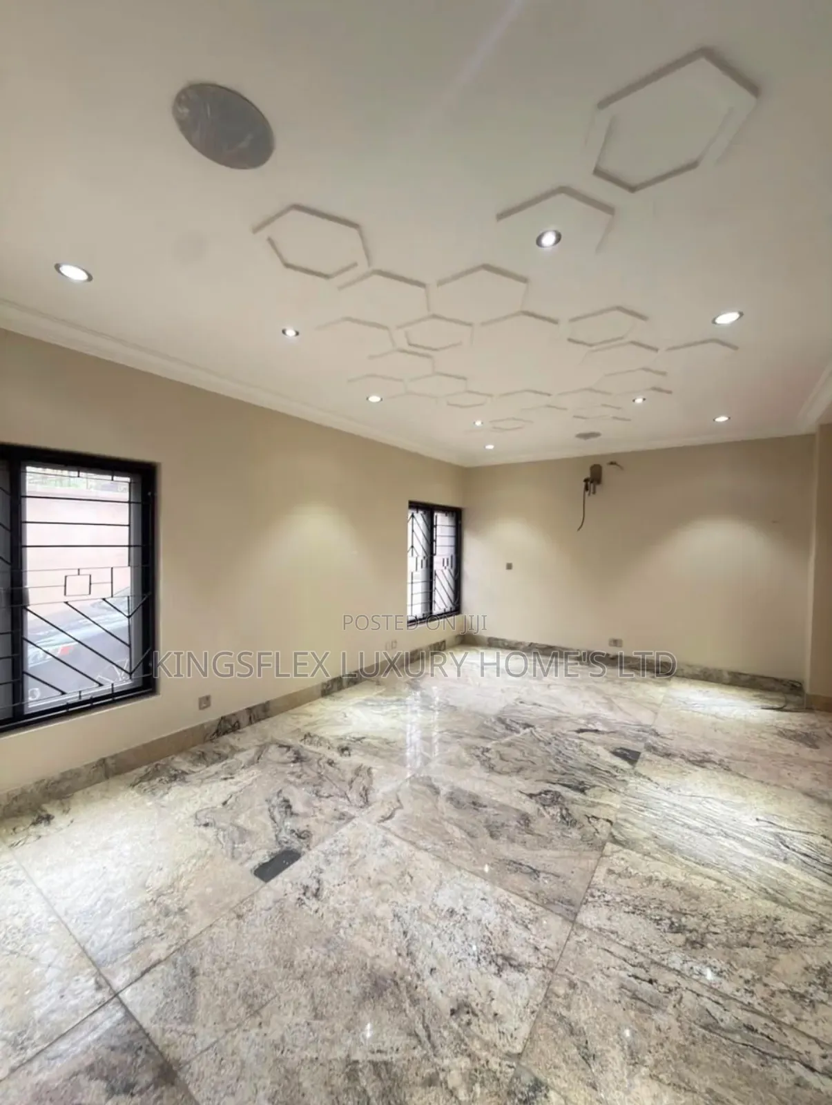 4bdrm Townhouse/Terrace in Estate, Jabi for sale