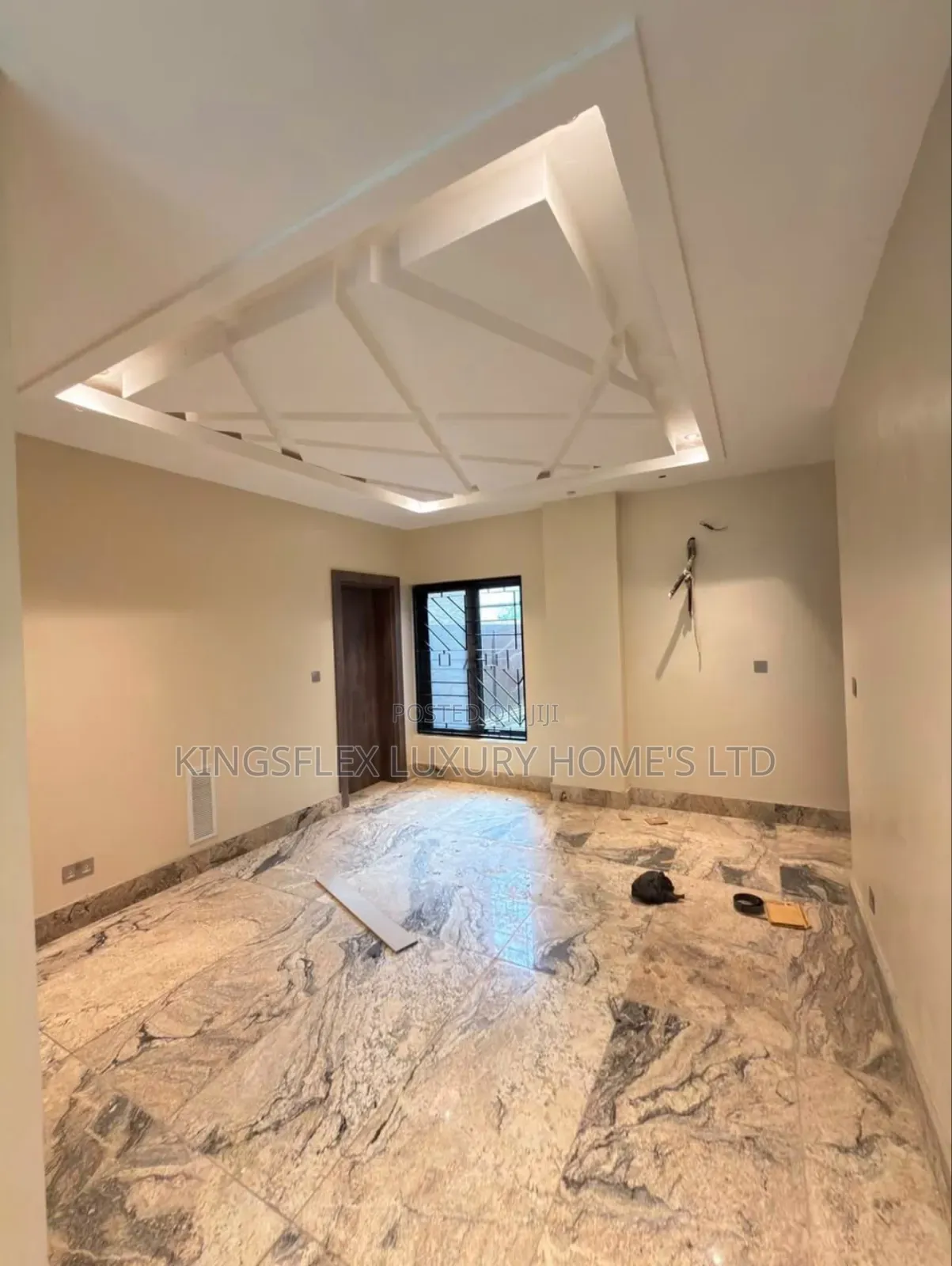 4bdrm Townhouse/Terrace in Estate, Jabi for sale