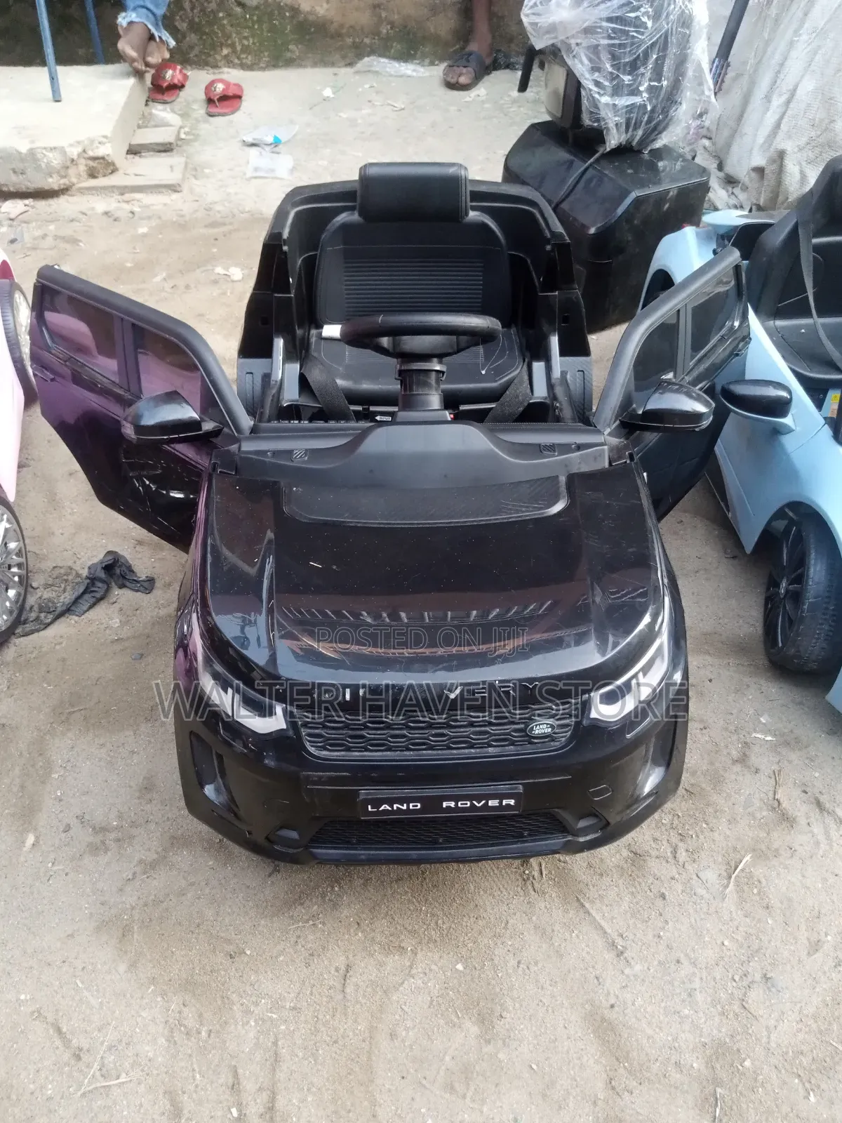 Land Rover Children Electric Car