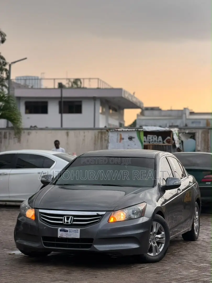 Honda Accord 2012 Gray