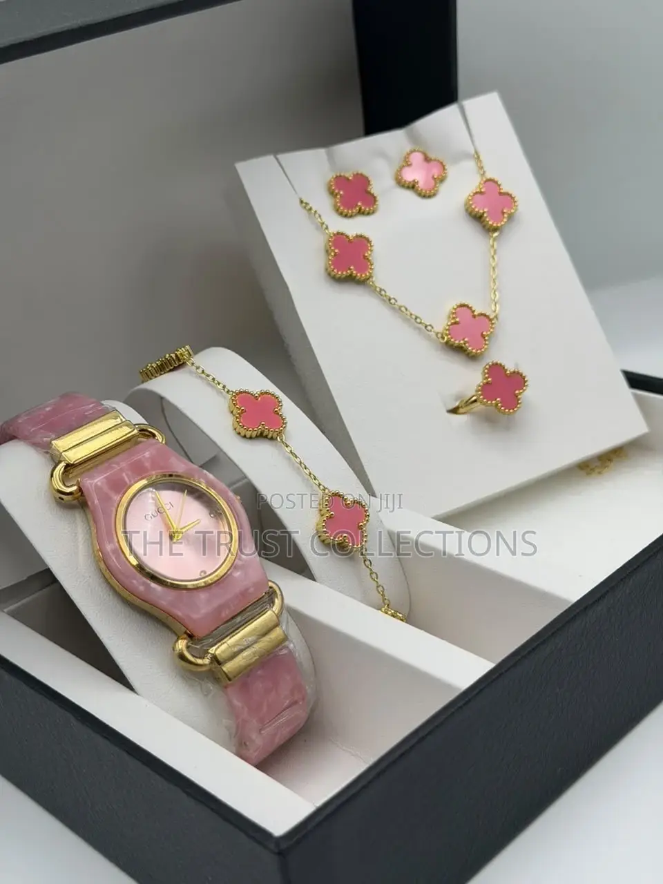 New Set of Female Set Watch