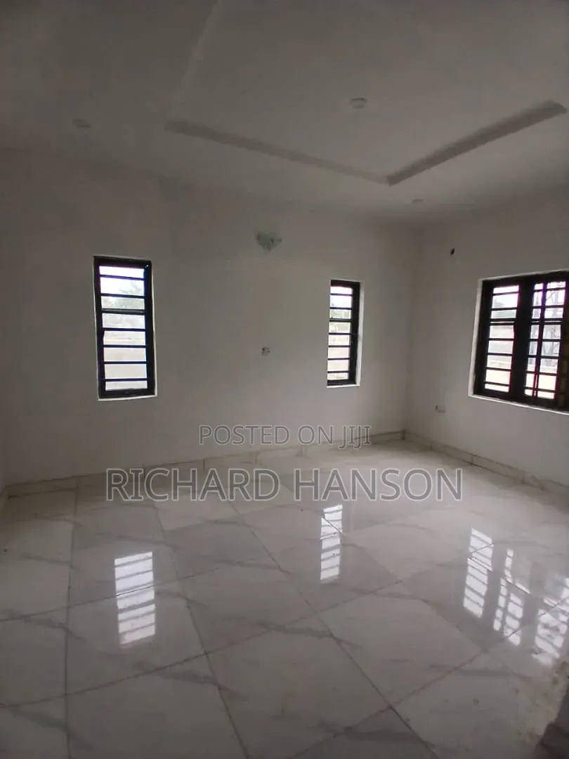 3bdrm Bungalow in Peak, Awoyaya for sale
