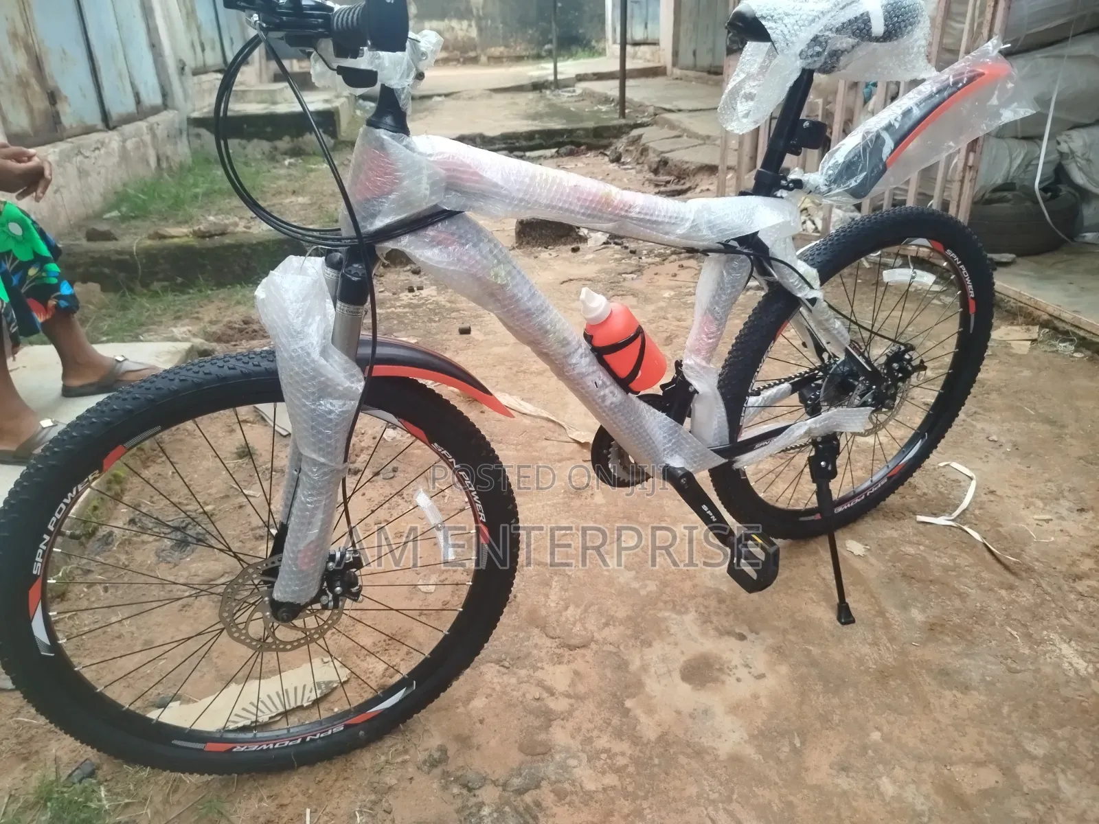 SPN MTB Red Outline