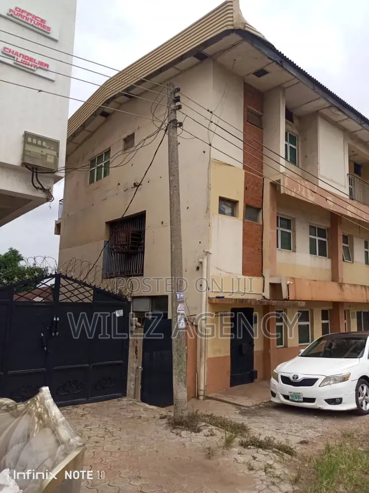 2bdrm Block of Flats in Enugu for sale