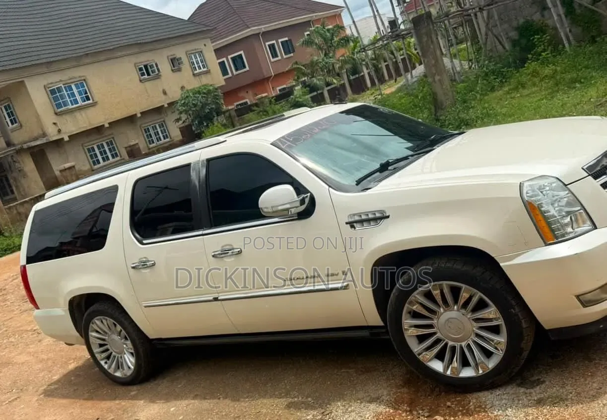 Cadillac Escalade 2008 Black