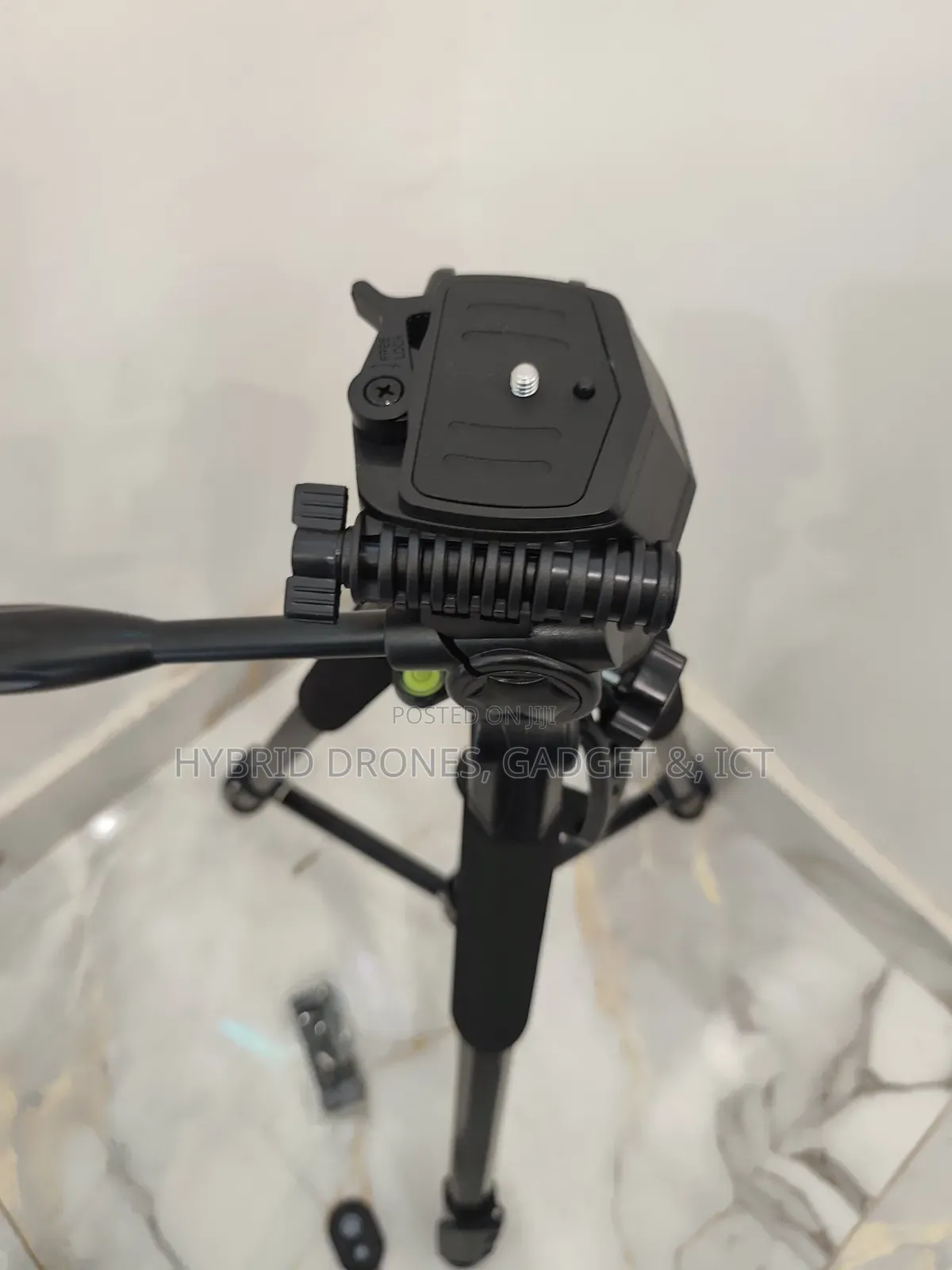 7Ft Professional Deluxe Stand for Both Mobile/Camera Tripod