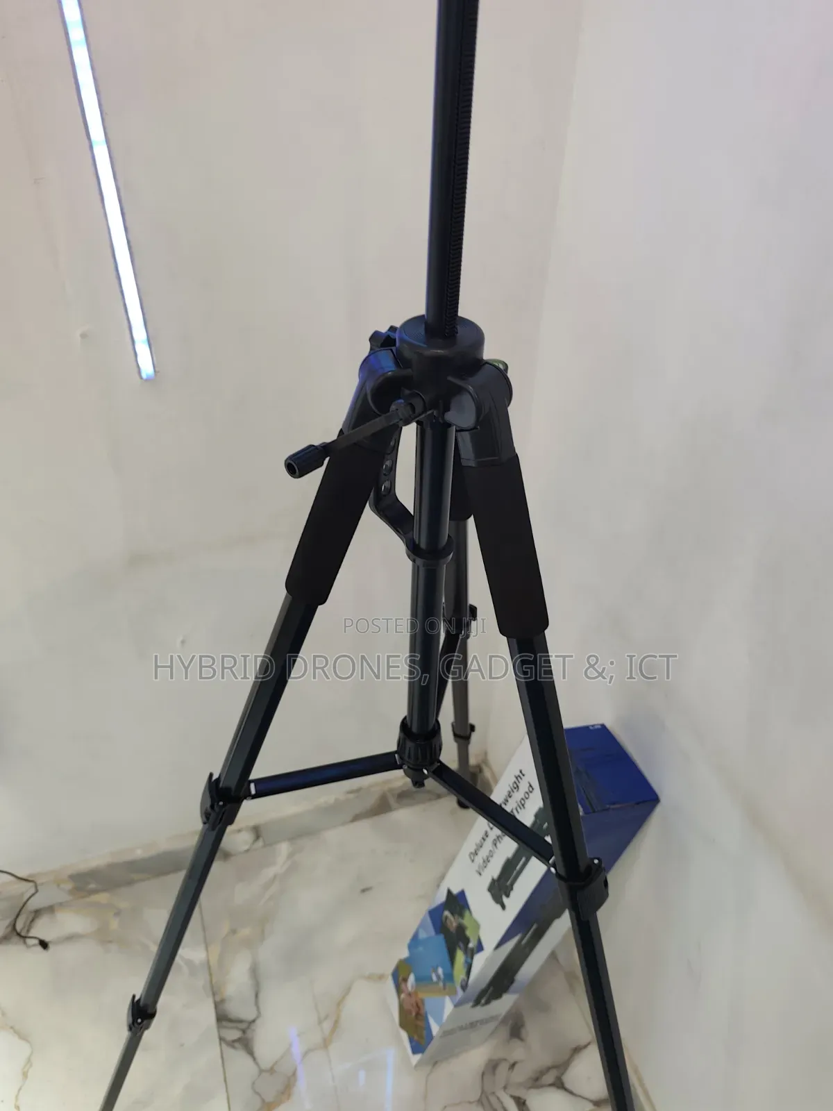 7Ft Professional Deluxe Stand for Both Mobile/Camera Tripod