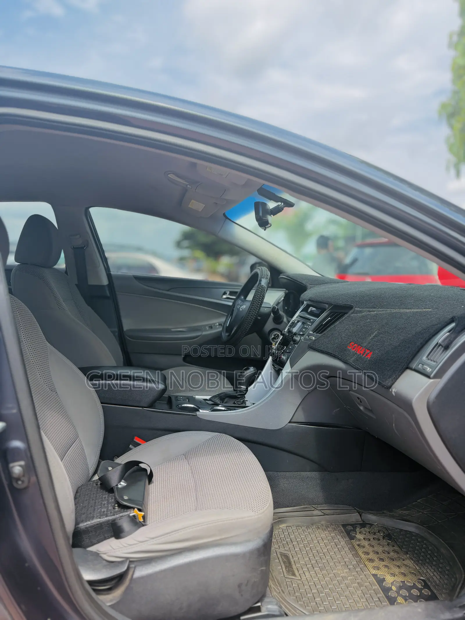 Hyundai Sonata Limited 2.0T Sedan (2.0L 4cyl 6A) 2013 Blue