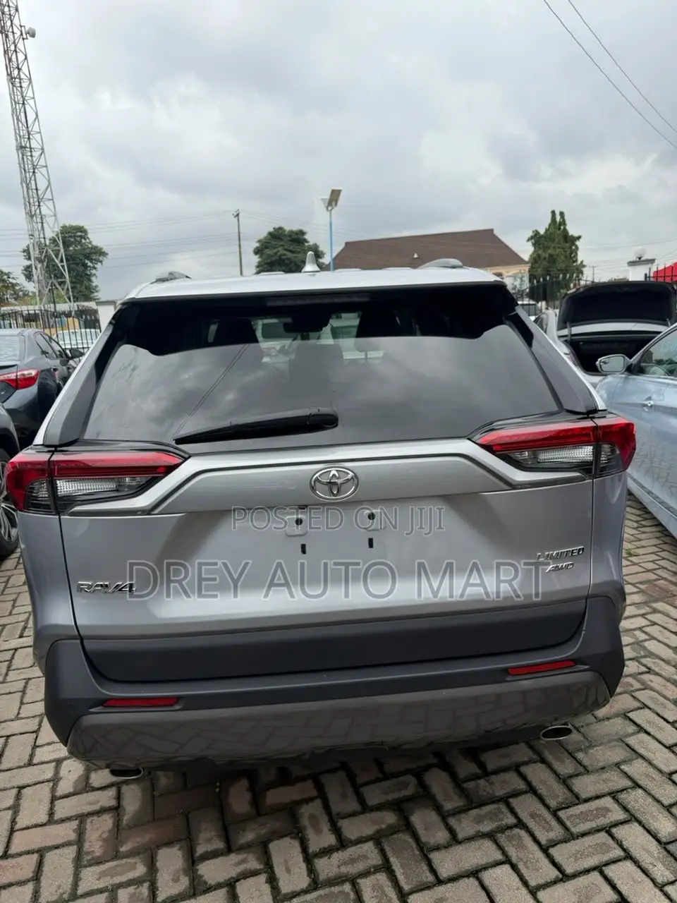 Toyota RAV4 Limited AWD 2020 Silver