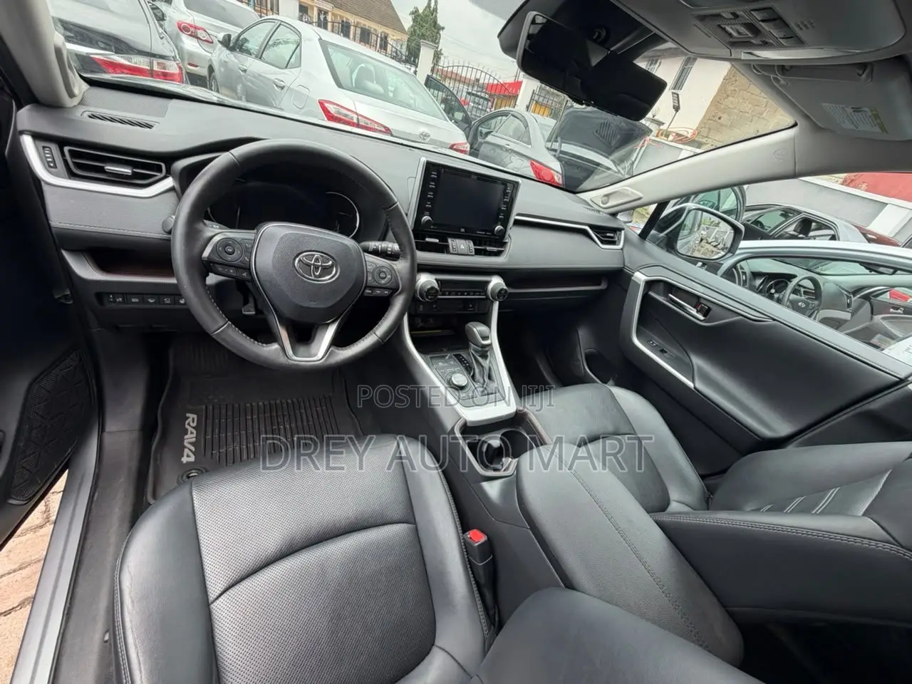 Toyota RAV4 Limited AWD 2020 Silver