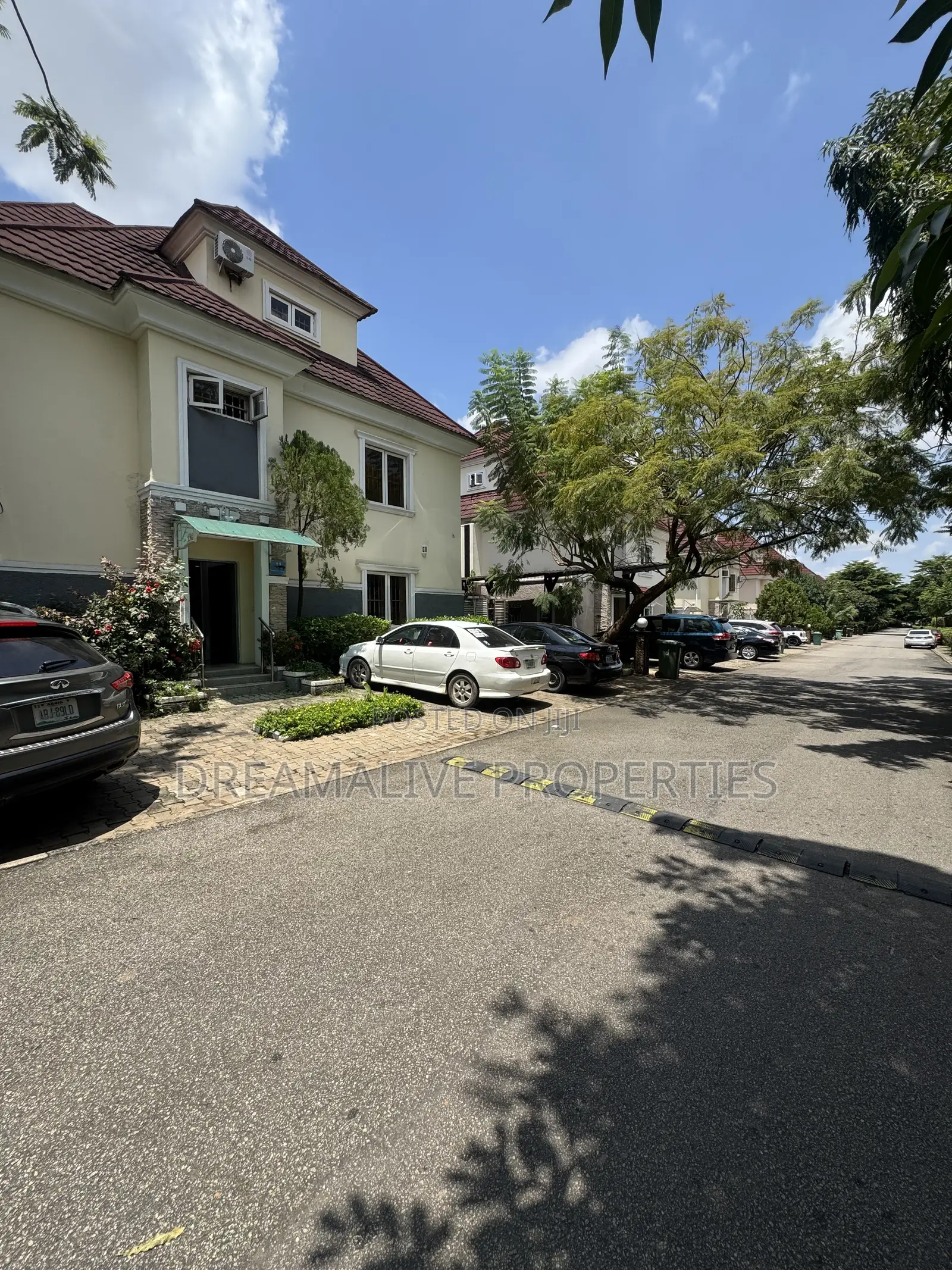 5bdrm Duplex in Life Camp for rent