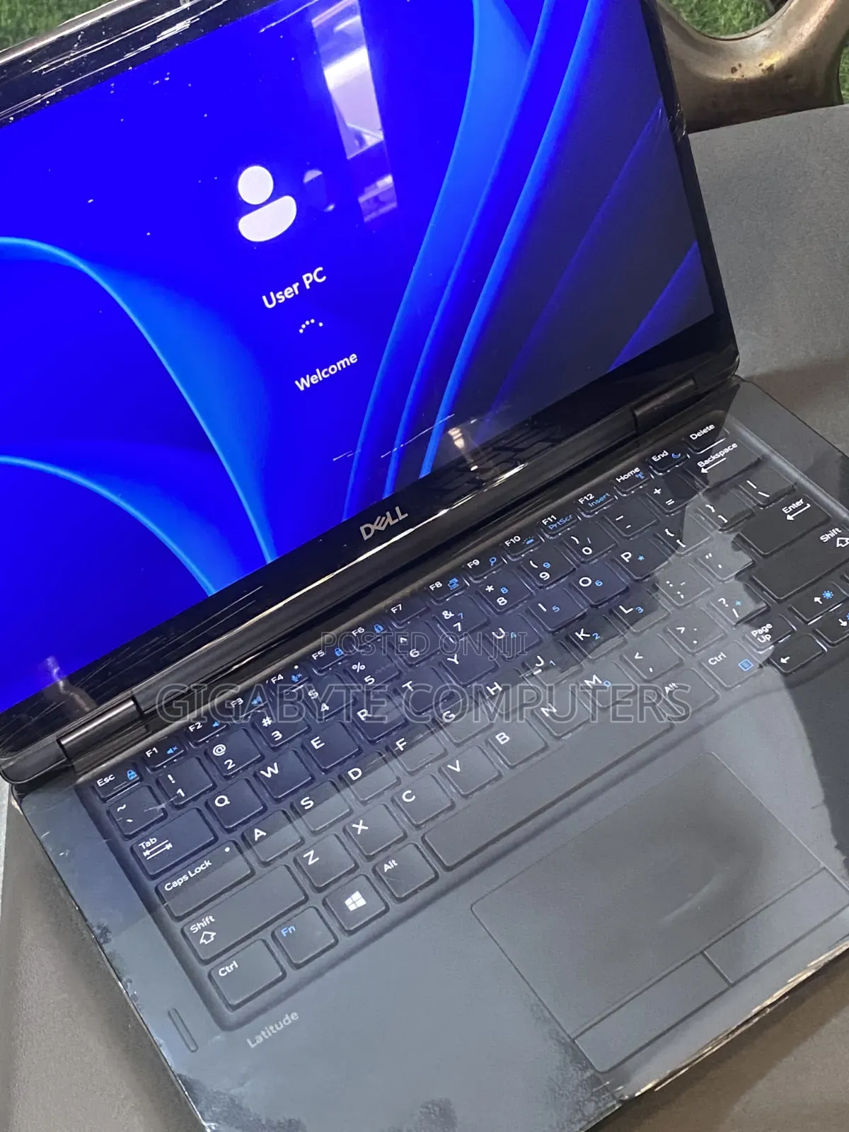 Laptop Dell Latitude 7389 2-in-1 16GB Intel Core i7 SSD 256GB