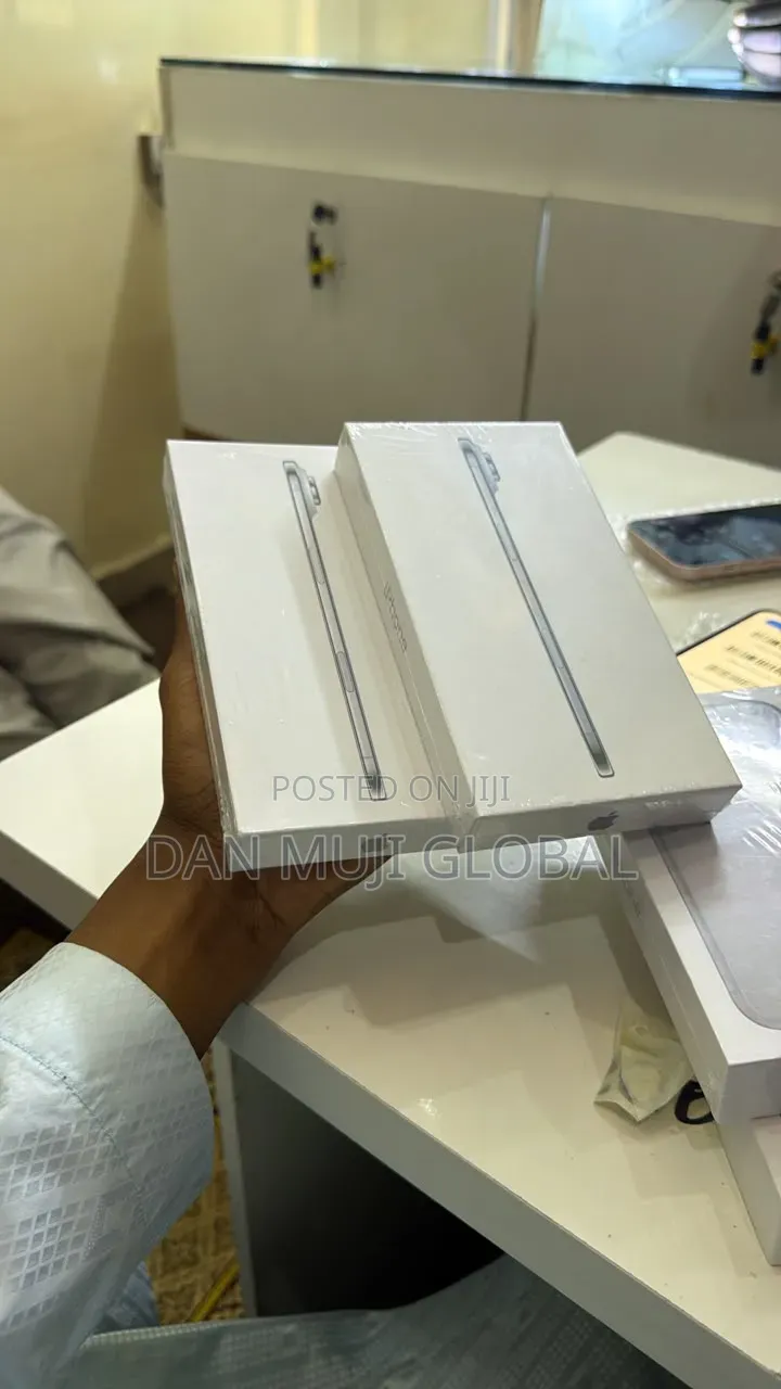 New Apple iPhone Air 256 GB White