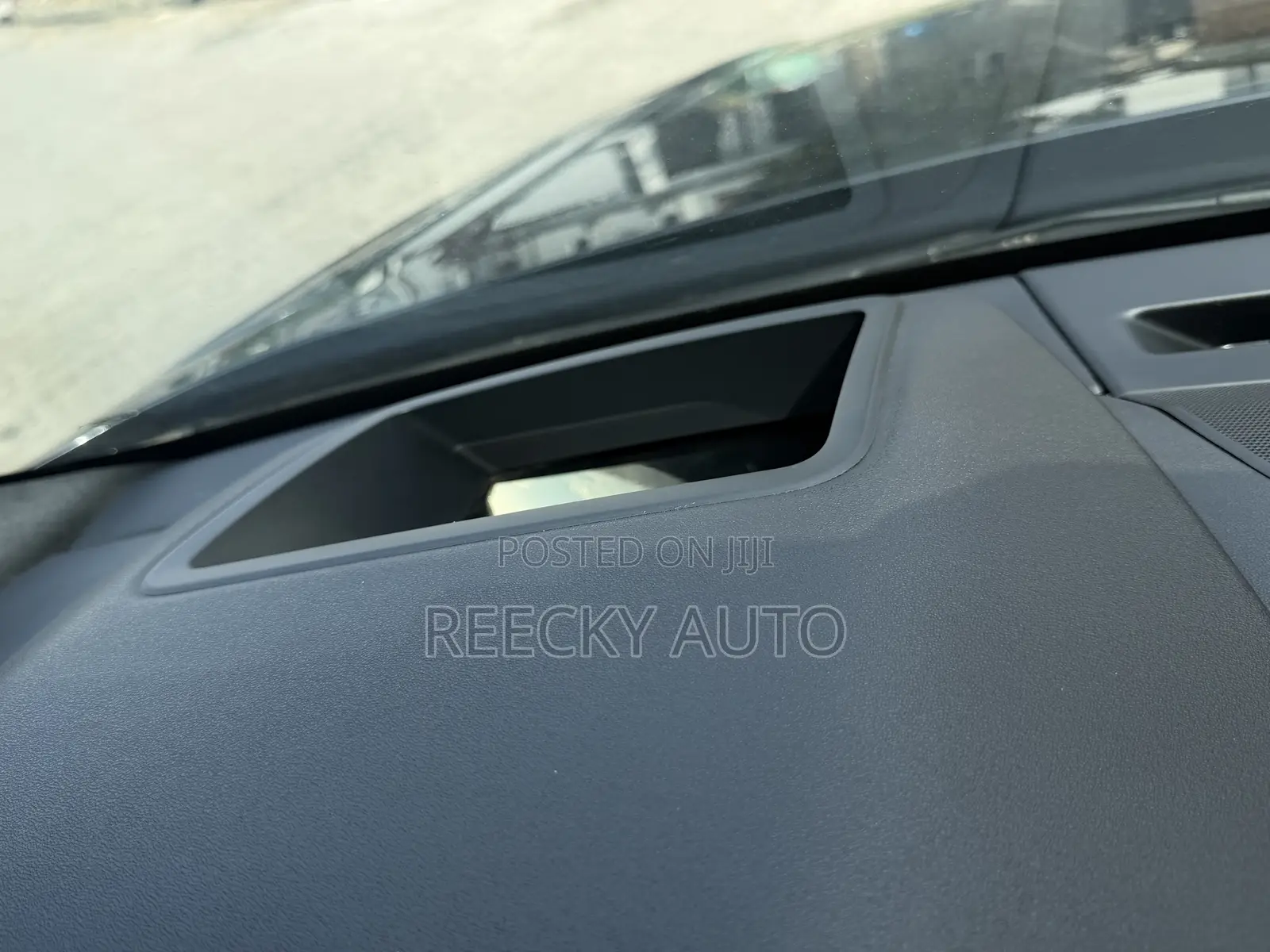 Land Rover Range Rover Velar 2020 Black