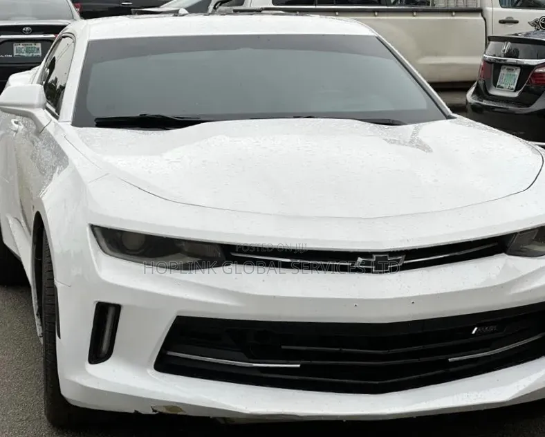 Chevrolet Camaro 2017 White