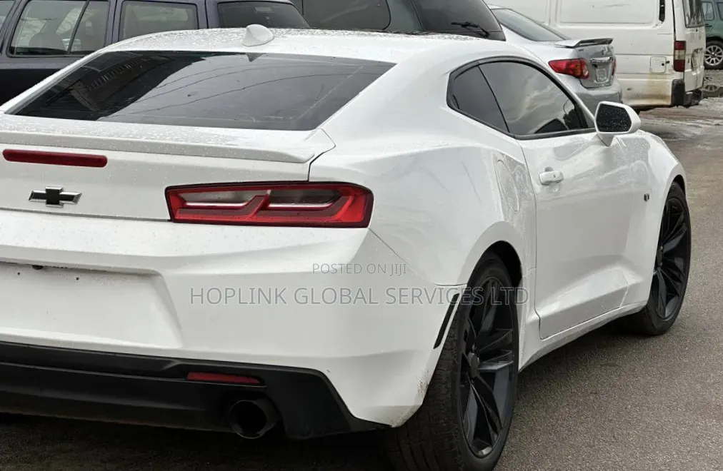 Chevrolet Camaro 2017 White