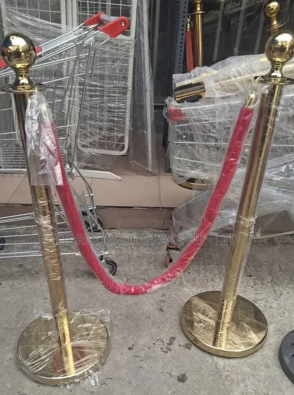 Barrier 🚧 Poles and Rope
