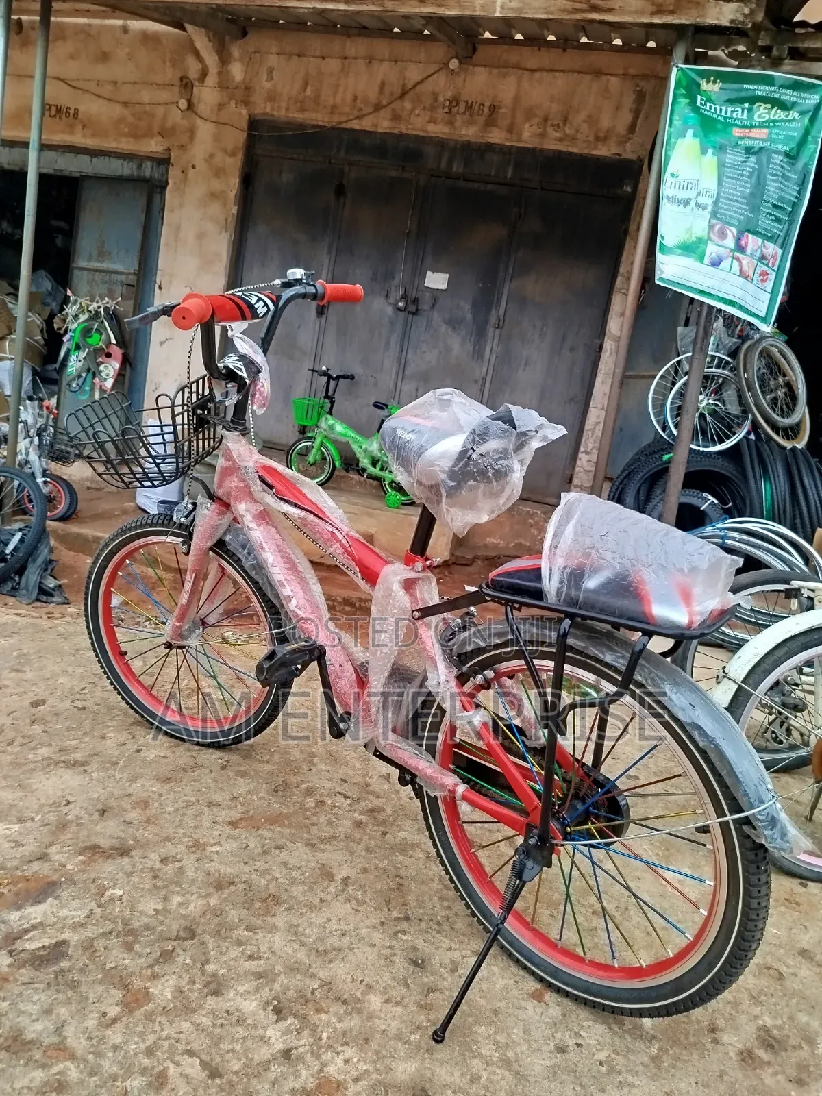 Wendy Size 20 Kids Bicycle Red