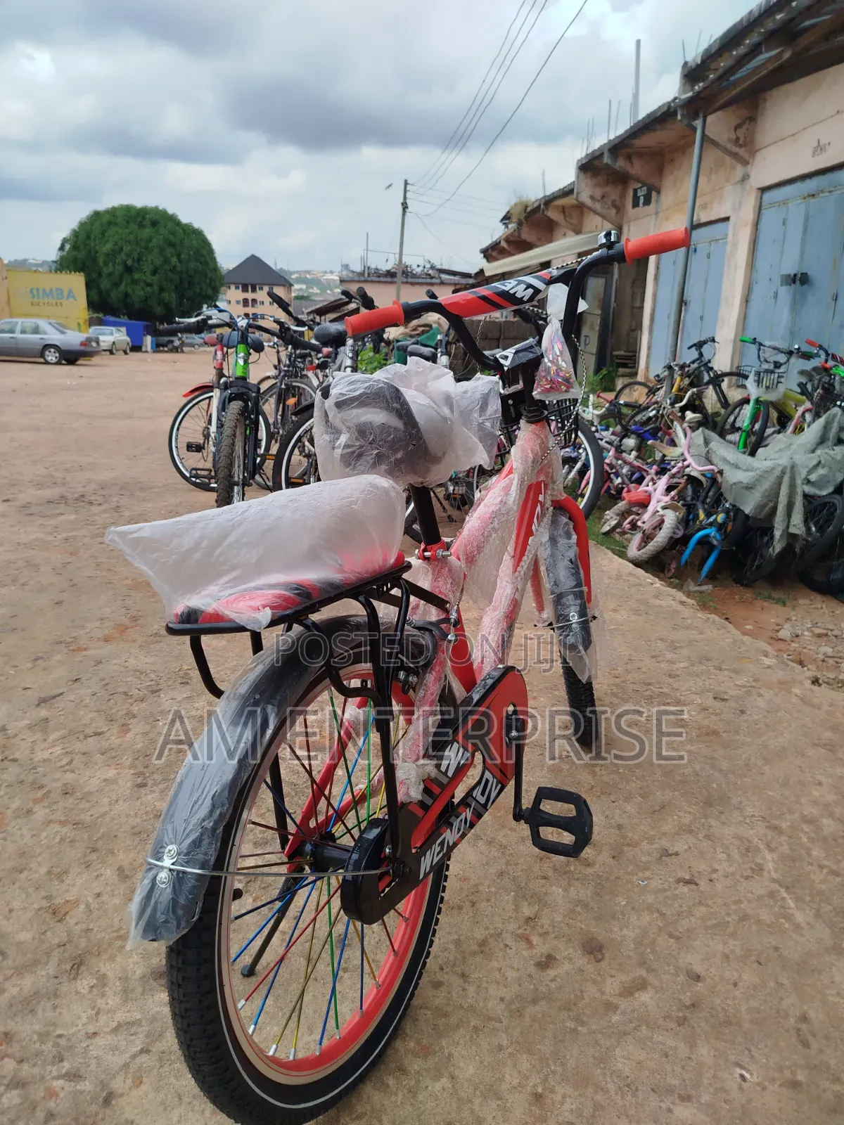 Wendy Size 20 Kids Bicycle Red