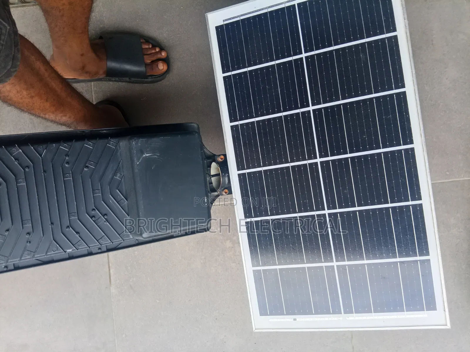 Original Street Light With Separate Panel, 8 Eyes