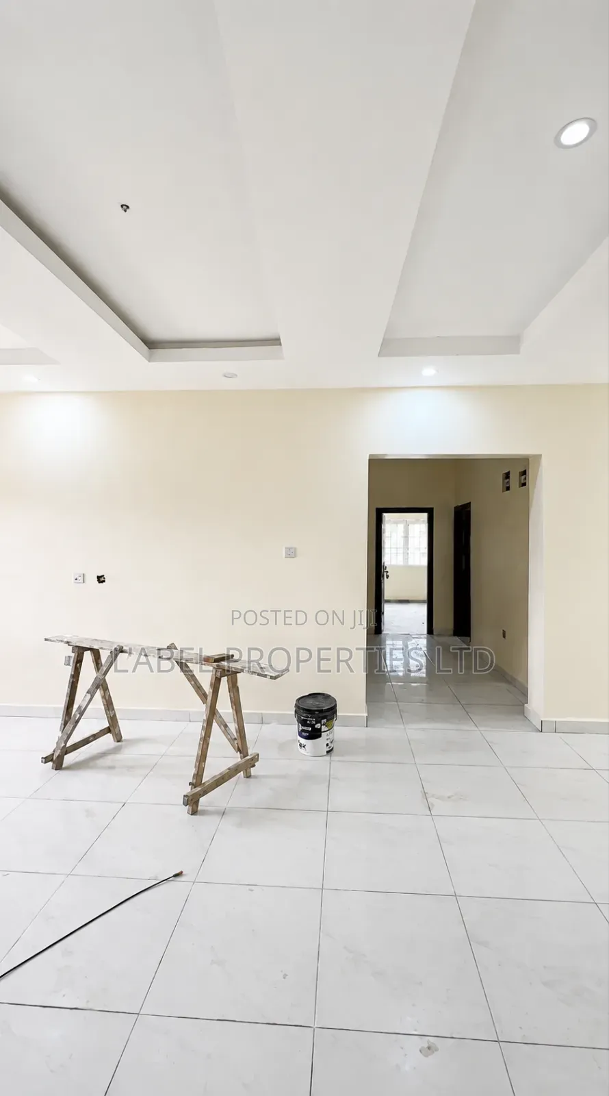 3bdrm Block of Flats in Gaduwa District for rent