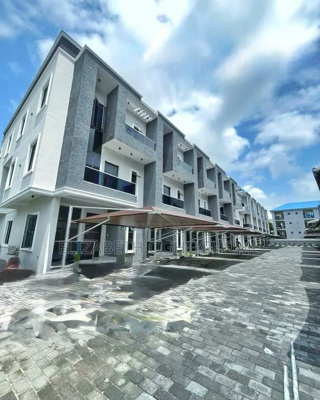 4bdrm Duplex in Adeola Odeku for rent
