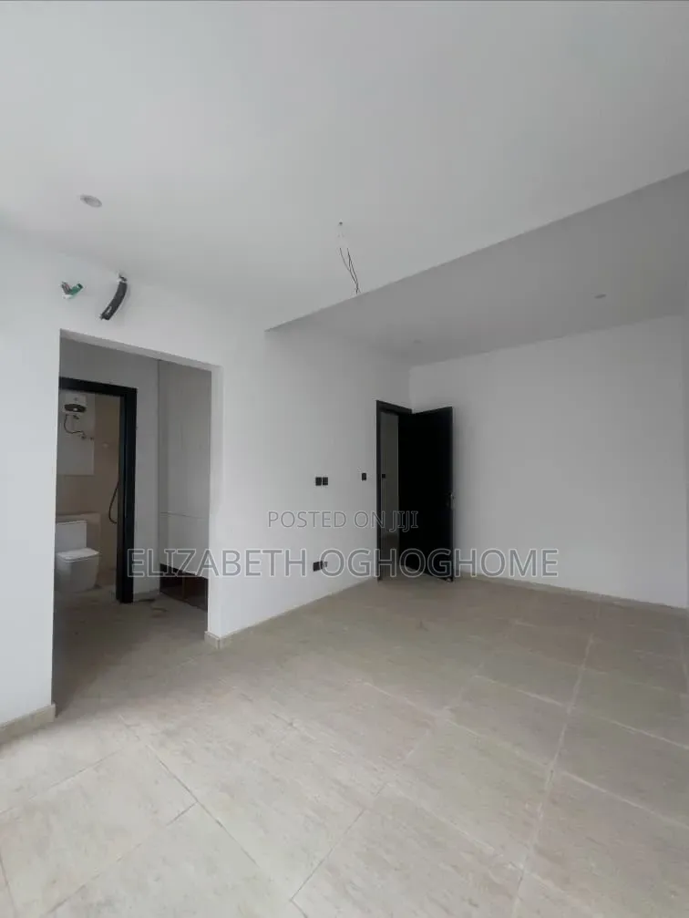 4bdrm Duplex in Adeola Odeku for rent