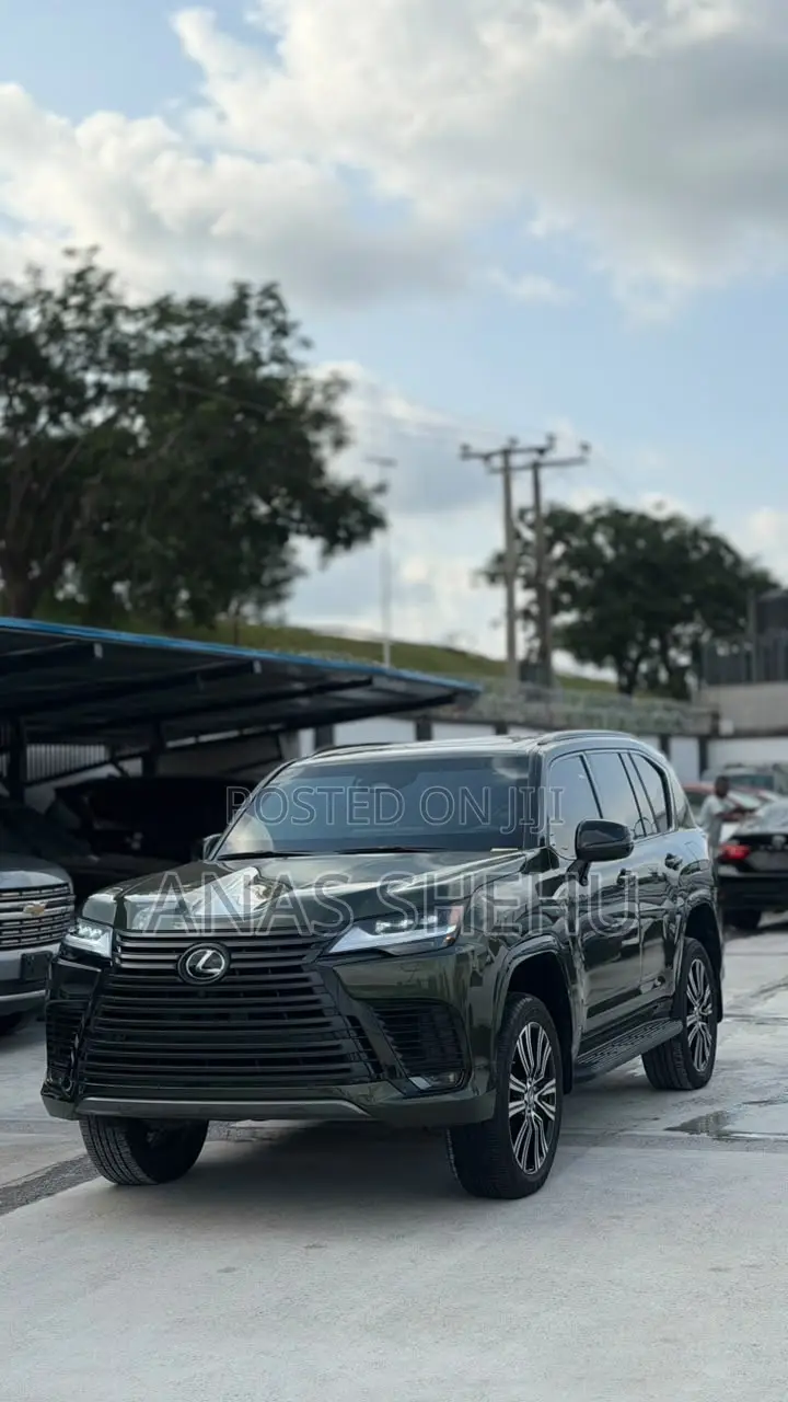 New Lexus LX 600 2025 Green