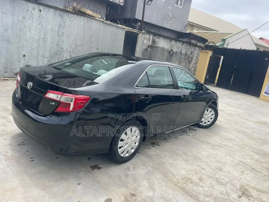 Toyota Camry LE 4dr Sedan (2.5L 4cyl 6A) 2013 Black