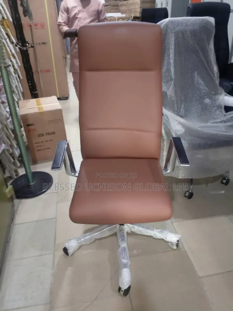 Executive Visitor/Conference Chair