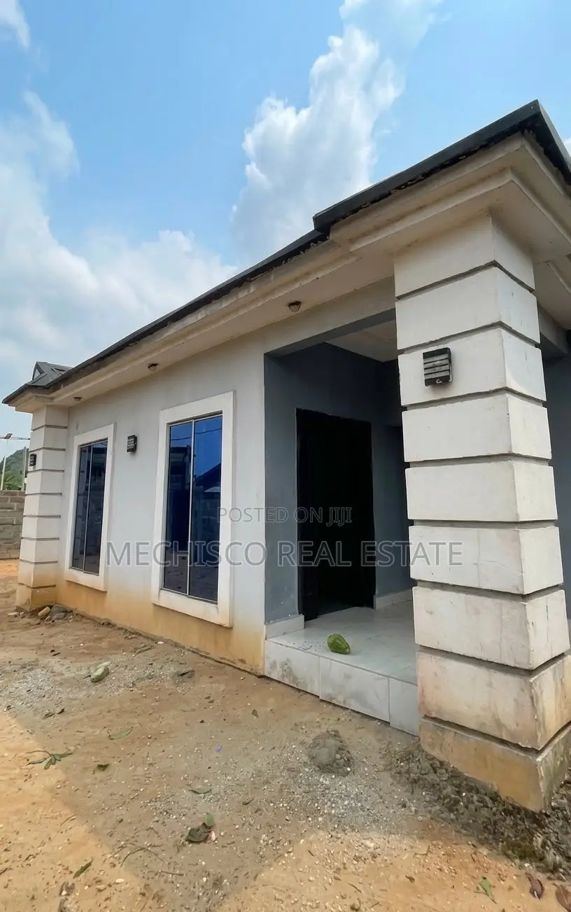 4bdrm Bungalow in Rukpokwu for sale