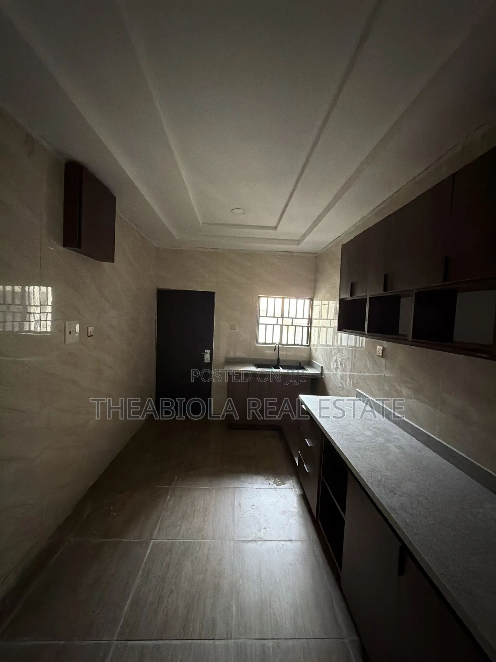 3bdrm Apartment in Asokoro, Abuja for rent