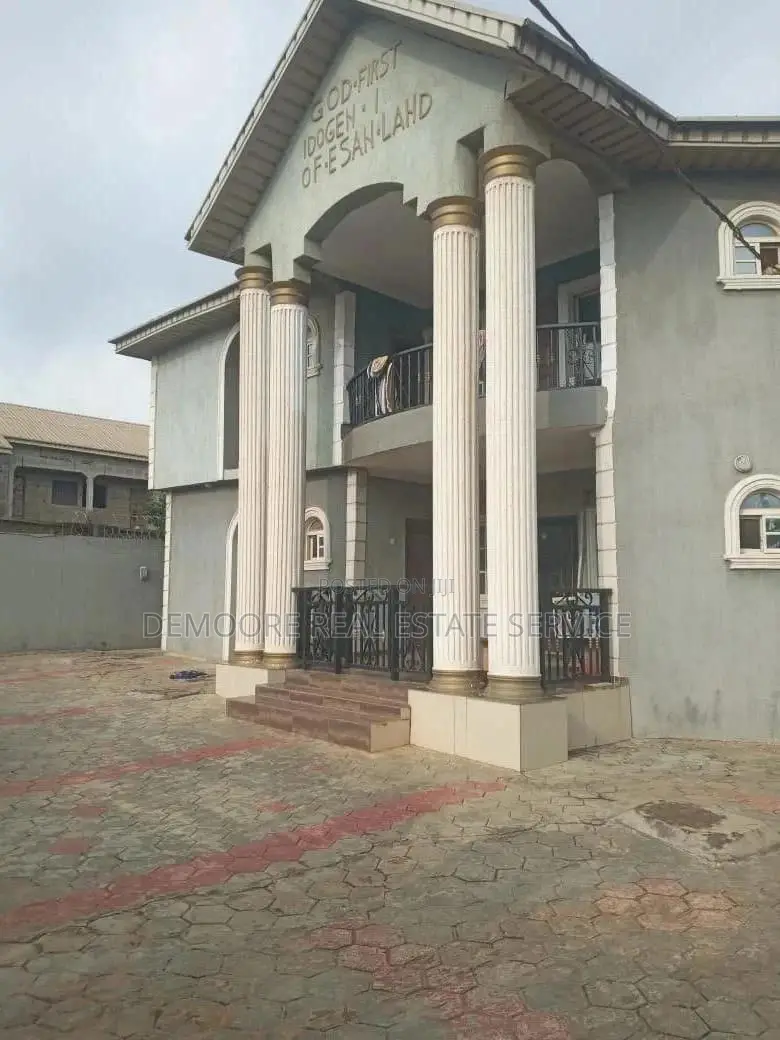 2bdrm Block of Flats in Peace Estate, Baruwa for sale