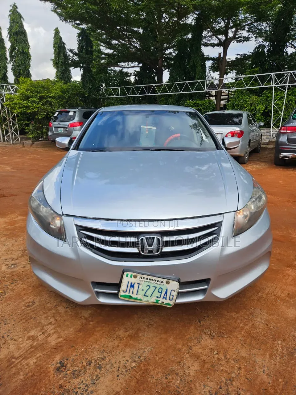 Honda Accord 2011 Silver