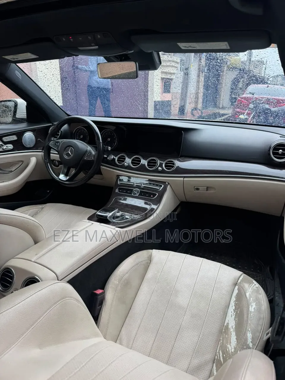 Mercedes-Benz E300 2019 White